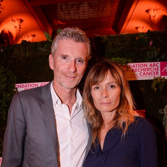 Denis Brogniart et sa femme Hortense Brogniart - Dîner de la Fondation ARC au Pavillon Cambon-Capucines à Paris, le 7 octobre 2019. © Rachid Bellak / Bestimage
