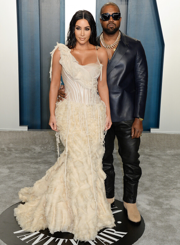 Kim Kardashian et son mari Kanye West - People à la soirée "Vanity Fair Oscar Party" après la 92ème cérémonie des Oscars 2020 au Wallis Annenberg Center for the Performing Arts à Los Angeles, le 9 février 2020. 