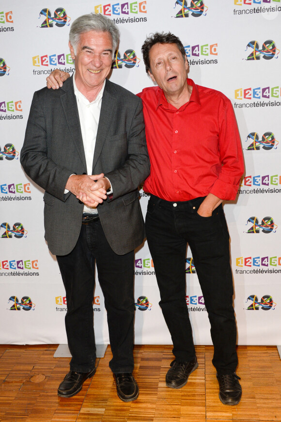 Georges Pernoud et Antoine de Maximy au photocall de France Télévisions, pour la présentation de la nouvelle dynamique 2016-2017, à Paris, le 29 juin 2016. © Guirec Coadic/Bestimage
