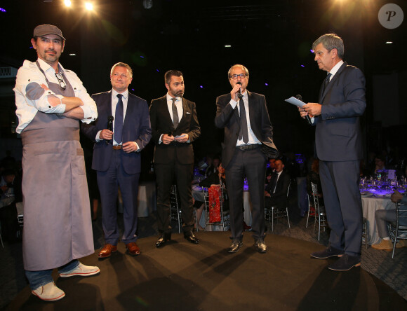 Le chef Paul Pairet, Patrick Chêne et Paul Amsellem à la 1ère édition des "Plumes d'Or du Vin et de la Gastronomie" au Pavillon Vendôme à Paris.