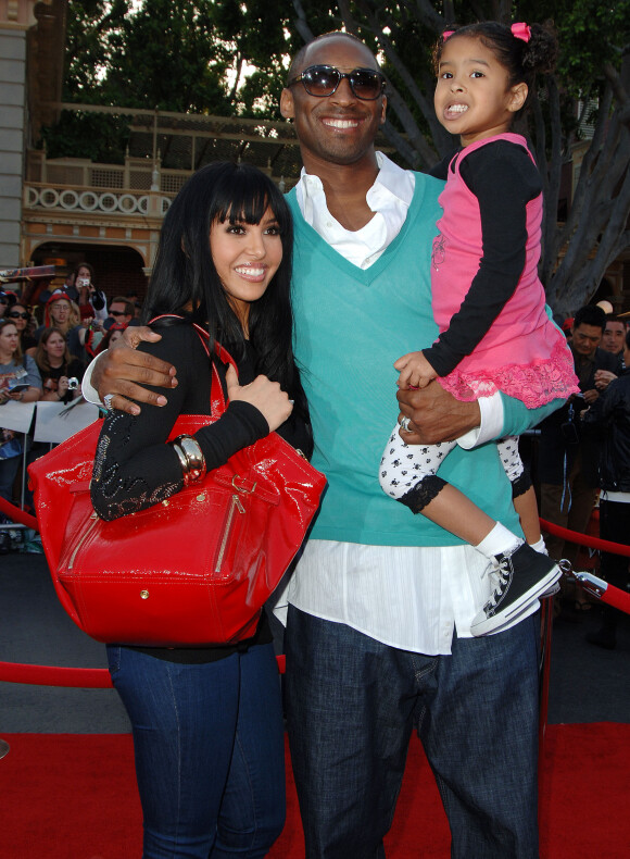 Kobe Bryant avec sa femme Vanessa et leurs filles Natalia et Gianna