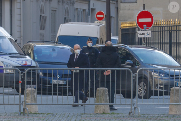 Benard Cazeneuve assiste aux obsèques de Marielle de Sarnez en l'Église Saint-Sulpice à Paris le 18 janvier 2021. ©JB Autissier / Panoramic / BestImage