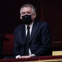 François Bayrou ému aux larmes à l'Assemblée : l'hommage des députés à Marielle de Sarnez