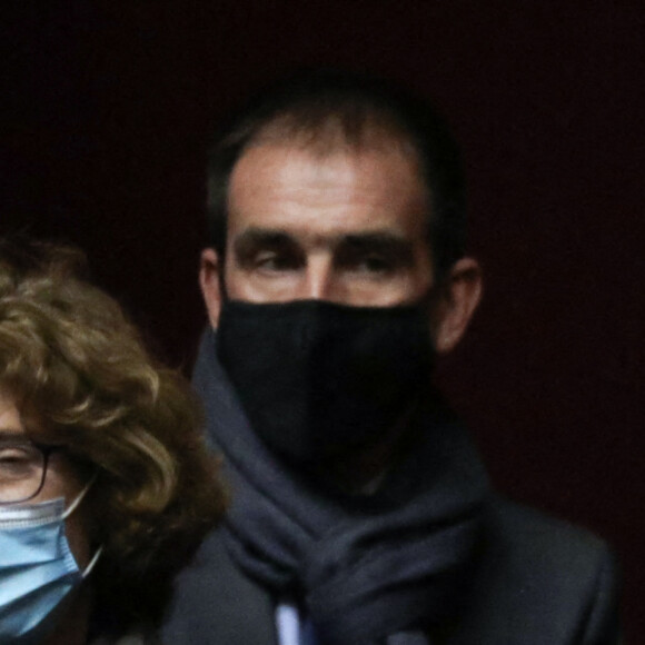 François Bayrou et Séverine de Compreignac, secrétaire générale du groupe parlementaire du Modem - Hommage à Marielle de Sarnez dans l'hémicycle - Séance de questions au gouvernement à l'assemblée nationale, Paris, le 19 janvier 2021. © Stéphane Lemouton / Bestimage