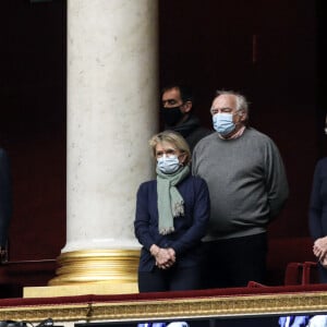 François Bayrou et Séverine de Compreignac, secrétaire générale du groupe parlementaire du Modem - Hommage à Marielle de Sarnez dans l'hémicycle - Séance de questions au gouvernement à l'assemblée nationale, Paris, le 19 janvier 2021. © Stéphane Lemouton / Bestimage