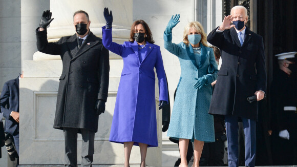 Joe Biden et sa femme Jill, Kamala Harris et son mari, la Maison-Blanche accueille ses nouveaux locataires