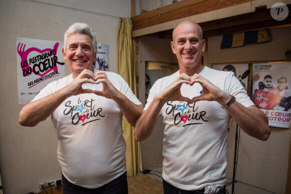 Claude Onesta et Guy Forget au lancement de la campagne Le Sport a du Coeur aves Les Restaurants du Coeur à Paris le 22 janvier 2021. © Herve-Thouroude / Panoramic / Bestimage