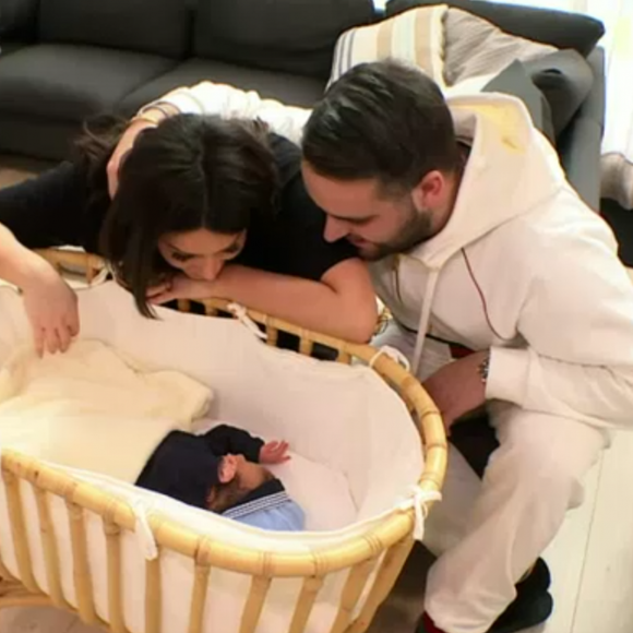Nikola Lozina et Laura Lempika dévoile le visage de leur fils Zlatan dans la série-documentaire "Laura+Nikola=Bébé Zlatan", disponible sur 6play