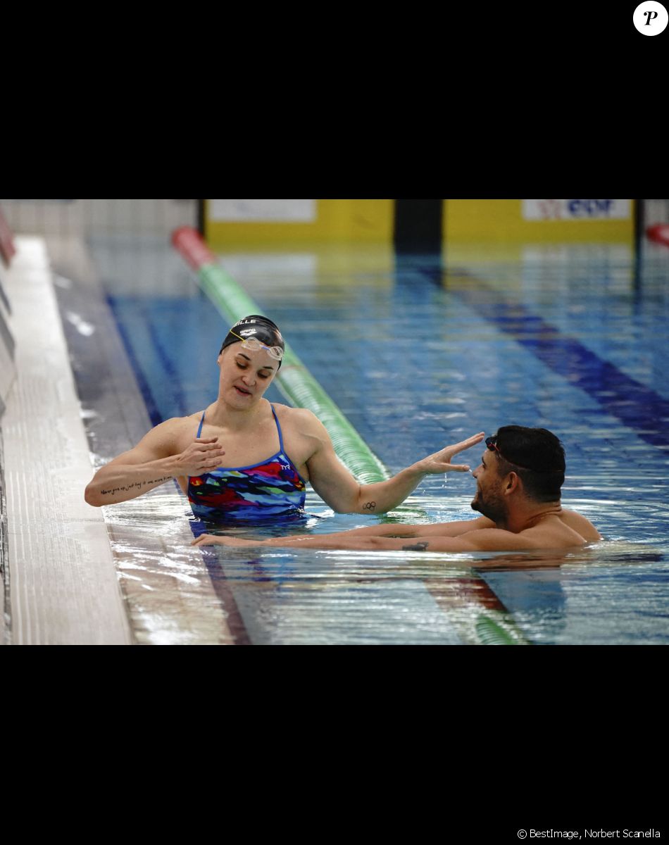 Melanie Henique et Florent Manaudou lors des championnats de France de natation à Saint-Raphaël le 10 décembre 2020. © Norbert Scannella / Panoramic / Bestimage
