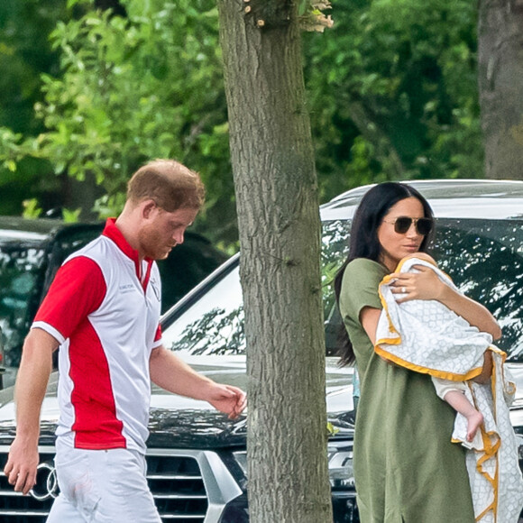 Le prince Harry, duc de Sussex, Meghan Markle, duchesse de Sussex et leur fils Archie Harrison Mountbatten-Windsor lors d'un match de polo de bienfaisance King Power Royal Charity Polo Day à Wokinghan, comté de Berkshire, Royaume Uni, le 10 juillet 2019.