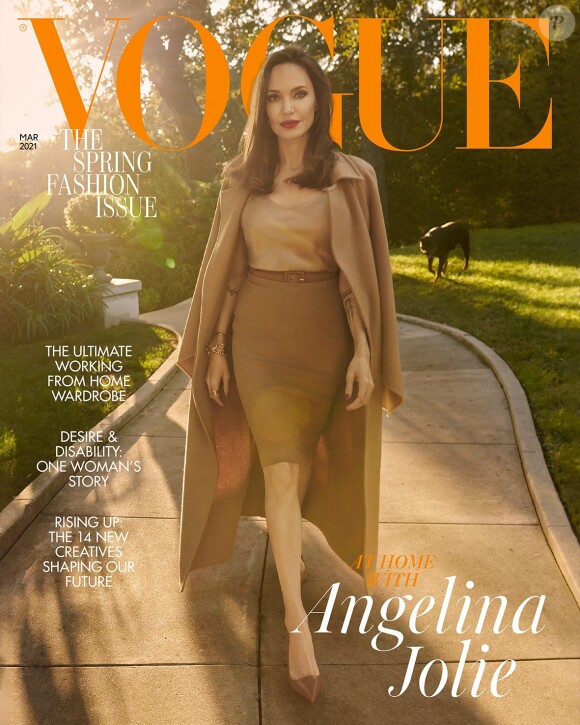 Angelina Jolie figure en couverture du nouveau numéro de l'édition britannique du magazine Vogue. Photo par Craig McDean.