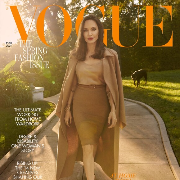 Angelina Jolie figure en couverture du nouveau numéro de l'édition britannique du magazine Vogue. Photo par Craig McDean.