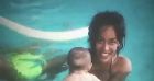 La chanteuse Amel Bent a partagé cette vidéo d'archive pour les 5 ans de sa fille Sofia sur Instagram.