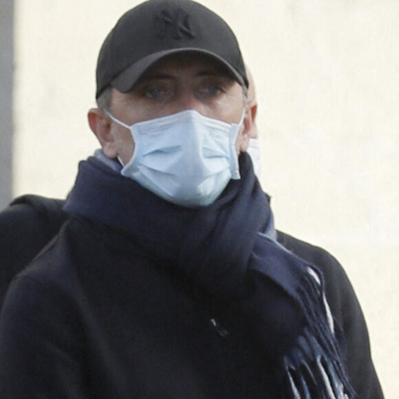 Gad Elmaleh - Obsèques du producteur Cyril Colbeau-Justin en la basilique Saint-Clotilde , Paris 7 ème pendant l'épidémie de Coronavirus Covid-19 le 12 novembre 2020. © Agence / Bestimage