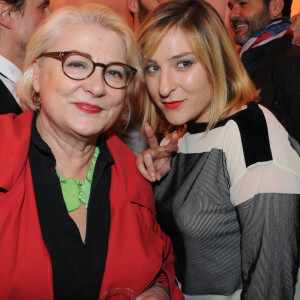 Josiane Balasko et sa fille Marilou Berry - Zahia Dehar ouvre sa patisserie-boudoir éphèmere chez l'Eclaireur à Paris. Le 3 juillet 2013. 