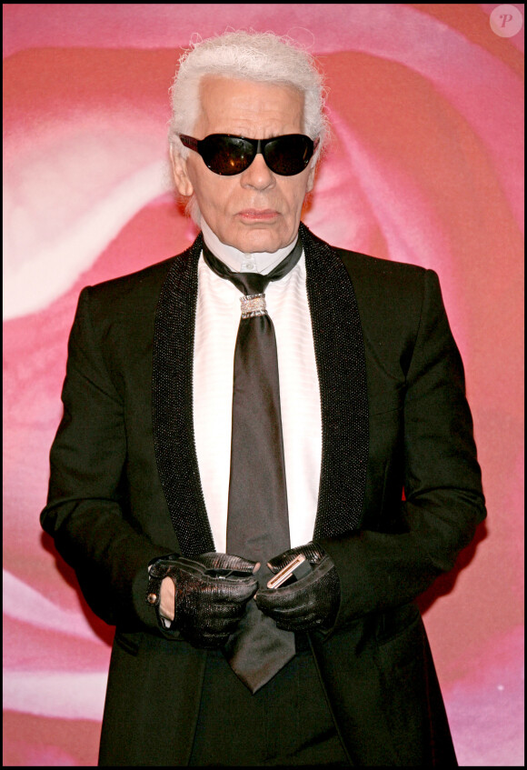 Karl Lagerfeld arrive au Bal de la rose de Monaco. Le 29 mars 2008.