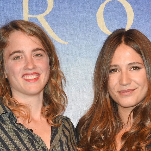 Adèle Haenel et Izia Higelin à la première de "Un peuple et son roi" au cinéma Gaumont-Opéra à Paris, le 13 septembre 2018. © Guirec Coadic/Bestimage