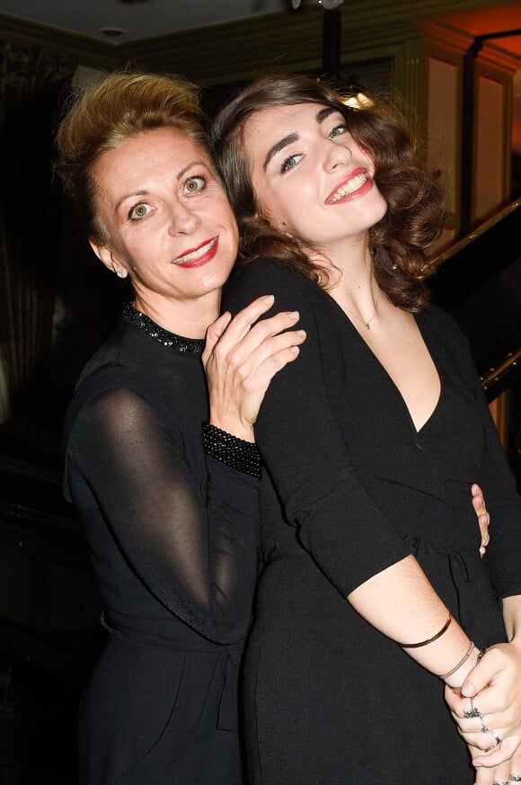 Exclusif - Natalie Dessay avec sa fille Neïma Naouri - Dîner pour le lancement du fond "Enfants à Coeur - Mireille Darc" au profit de La Chaîne de l'Espoir au Pavillon Ledoyen à Paris. © Olivier Borde-Coadic Guirec / Bestimage