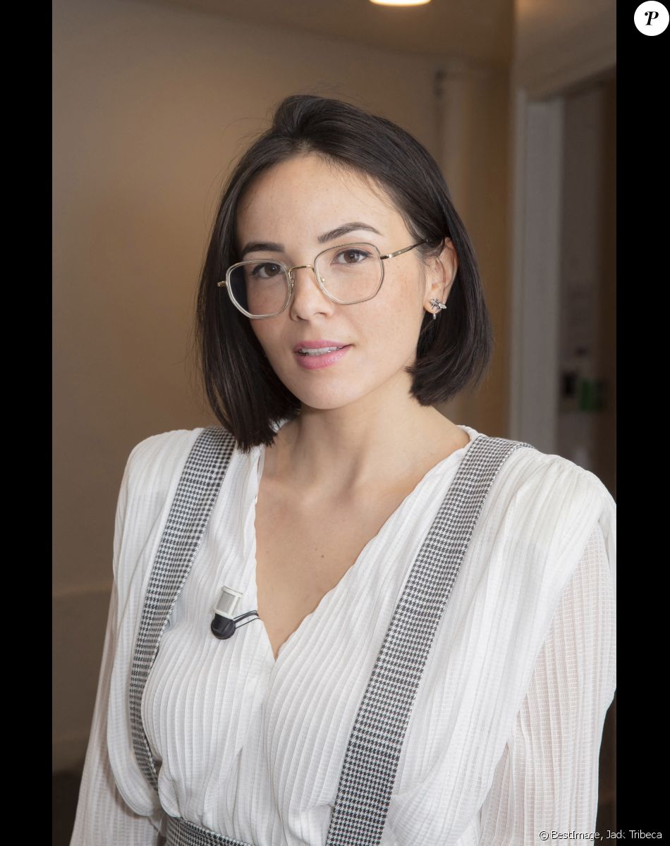 Exclusif - Agathe Auproux en coulisses de l'émission "Balance Ton Post (BTP)", présentée par Cyril Hanouna et diffusée en direct sur C8 © Jack Tribeca / Bestimage