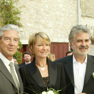 Archives - Le 20 Septembre 2003, Roland Magdane a epouse Marie-Claude Sauconnier, a Saint-Paul-de-Vence.