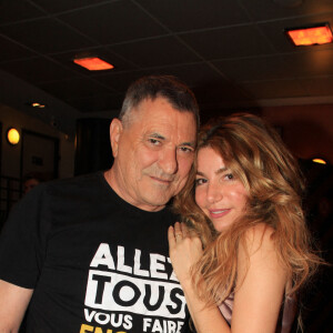 Exclusif - Jean-Marie Bigard et sa femme Lola Marois-Bigard après le spectacle "Il Etait Une Fois Jean-Marie Bigard" à L'Olympia de Paris, France, le 27 février 2020. © Philippe Baldini/Bestimage