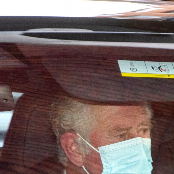 Le prince Charles après avoir rendu visite à son père le prince Philip, hospitalisé à l'hôpital du roi Édouard VII à Londres, Royaume Uni, le 20 février 2021.