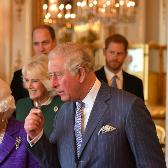 La reine Elisabeth II d'Angleterre et le prince Charles - La famille royale d'Angleterre lors de la réception pour les 50 ans de l'investiture du prince de Galles au palais Buckingham à Londres. Le 5 mars 2019