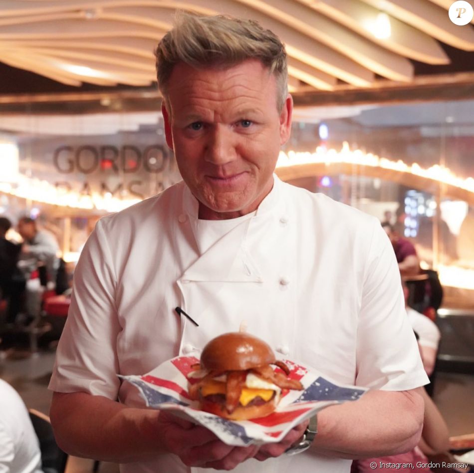 Le restaurateur Gordon Ramsay reste optimiste malgré la situation sanitaire, qui a obligé ses établissements à annuler un total de 22 000 réservations.