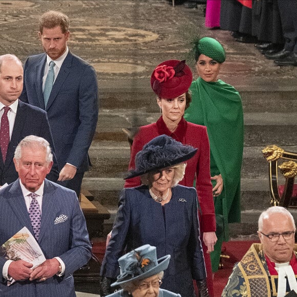 La reine Elizabeth II d'Angeleterre, le prince Charles et Camilla Parker-Bowles duchesse de Cornouailles, le prince William, duc de Cambridge, et Kate Catherine Middleton, duchesse de Cambridge, le prince Harry, duc de Sussex, Meghan Markle, duchesse de Sussex - La famille royale d'Angleterre lors de la cérémonie du Commonwealth en l'abbaye de Westminster à Londres. Le 9 mars 2020