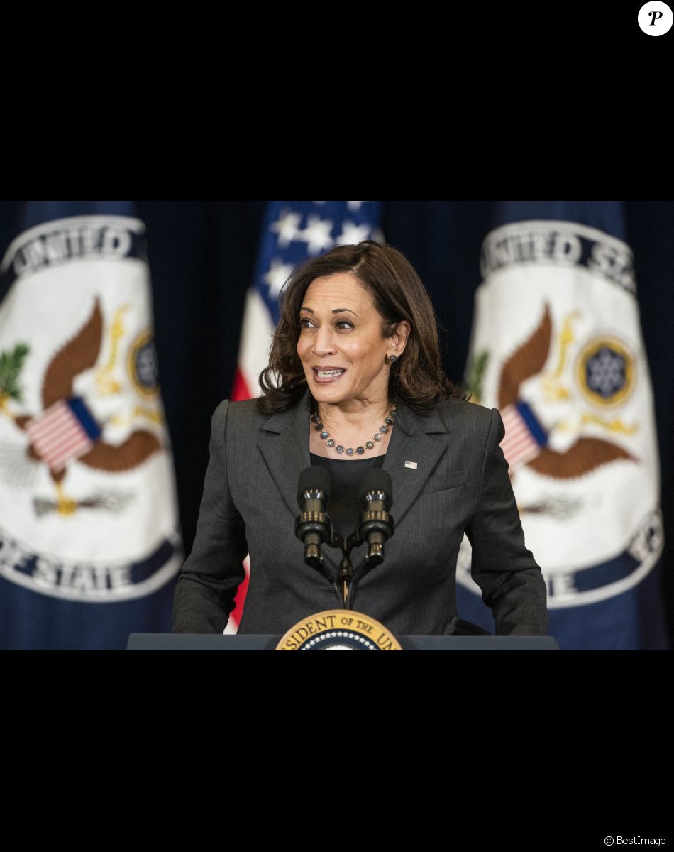 La vice-présidente des Etats-Unis Kamala Harris - Le président des Etats-Unis Joe Biden lors d'un discours de politique étrangère au département d'Etat à Washington le 4 février 2021. Joe Biden annonce qu'il met fin au soutien des Etats-Unis au Saoudiens dans leur offensive au Yemen.