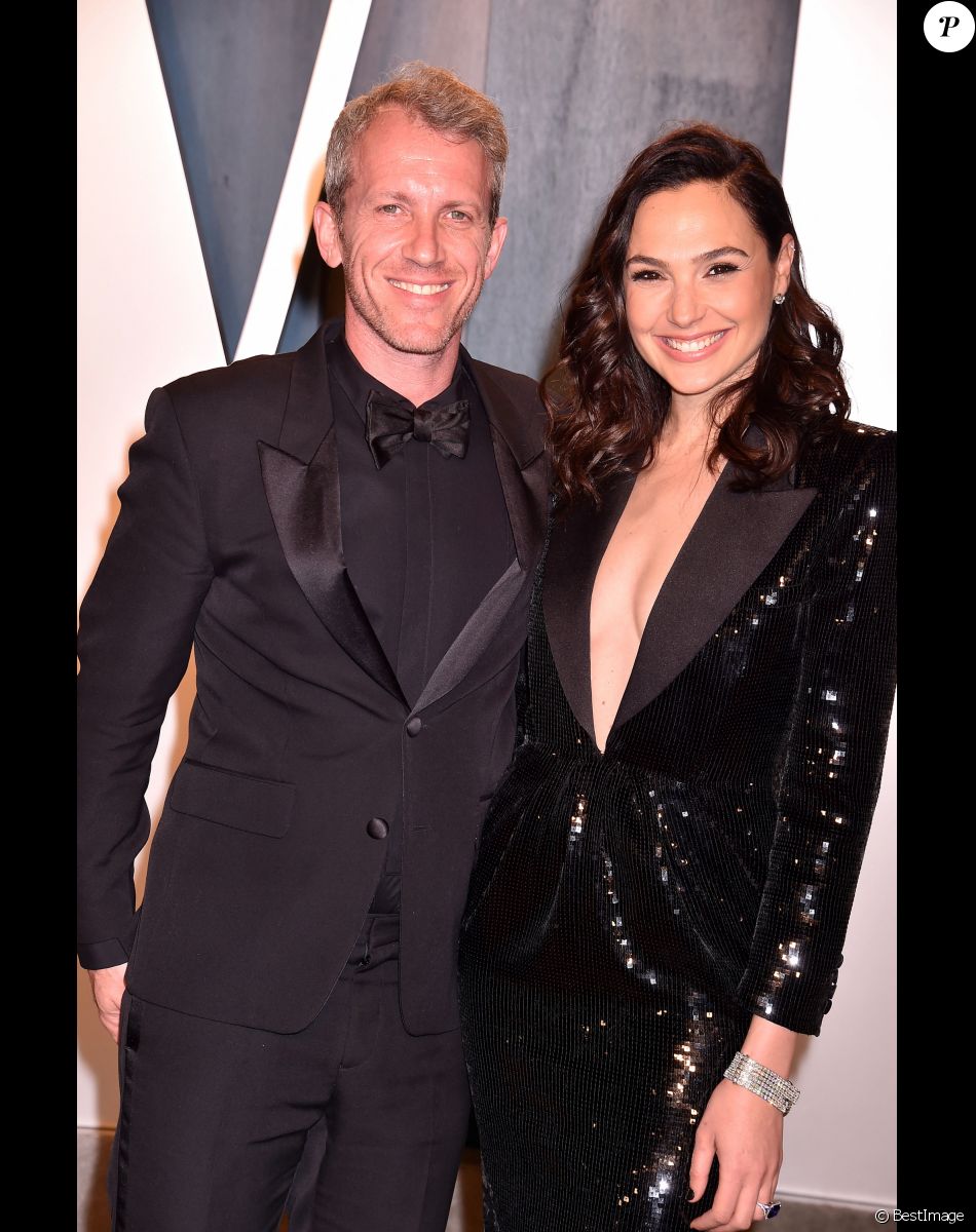 Yaron Versano, sa femme Gal Gadot - People à la soirée "Vanity Fair Oscar Party" après la 92ème cérémonie des Oscars 2020 au Wallis Annenberg Center for the Performing Arts à Los Angeles, le 9 février 2020.