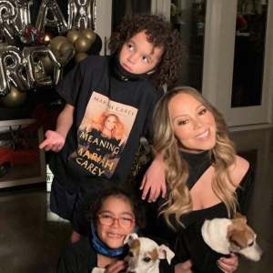 Mariah Carey et ses enfants Moroccan et Monroe célèbrent la sortie du livre "The Meaning Of Mariah Carey". Septembre 2020.