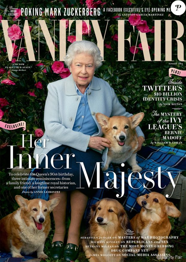 Elizabeth II et ses chiens en couverture du magazine "Vanity Fair", en 2018, à l'occasion de ses 90 ans.