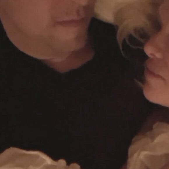 Pamela Anderson et son mari Dan Hayhurst le 20 février 2021.