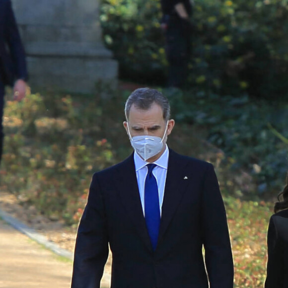 Le roi Felipe VI et la reine Letizia d'Espagne lors de la cérémonie européenne d'hommage aux victimes du terrorisme au Palais Royal à Madrid. Le 11 mars 2021