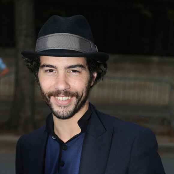 Tahar Rahim arrive à l'enregistrement de l'emission 'Vivement Dimanche' a Paris, France le 28 Aout 2013.