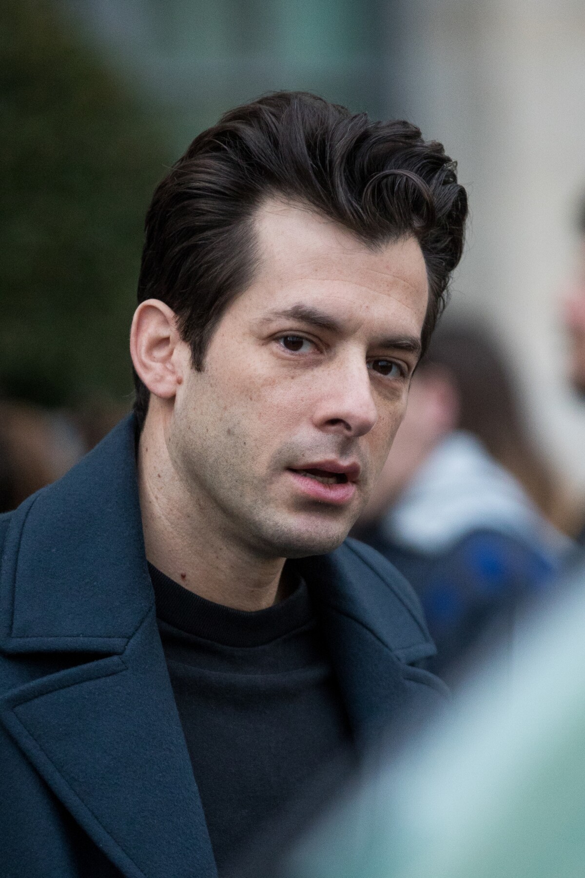 Mark Ronson3 Photo : Mark Ronson à la sortie de l'hôtel Ritz à Paris le 5 mars 2019 ...