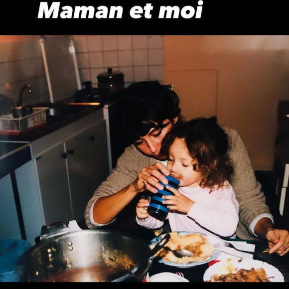 Nabilla partage de rares photos avec son père et sa famille sur ses réseaux sociaux - Instagram