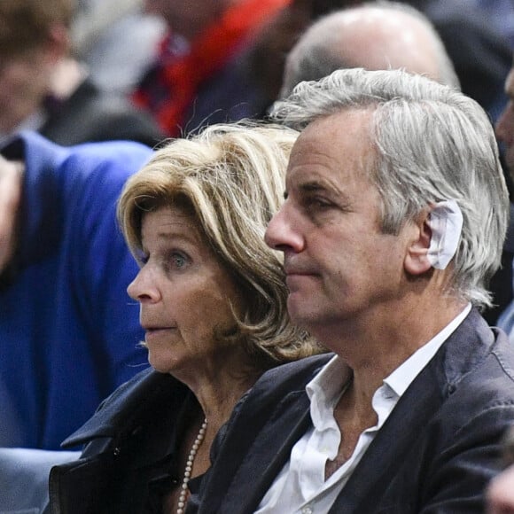 Bernard de La Villardière et sa femme Anne - Finale du tournoi de tennis "Rolex Paris Masters 2017" à Paris le 5 novembre 2017. © Perusseau-Veeren/Bestimage