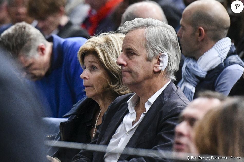 Bernard de La Villardière et sa femme Anne - Finale du tournoi de tennis "Rolex Paris Masters 2017" à Paris le 5 novembre 2017. © Perusseau-Veeren/Bestimage