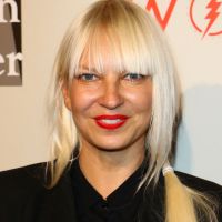 Sia : "Alcoolique et droguée en rémission", elle confie avoir eu "des pensées suicidaires"