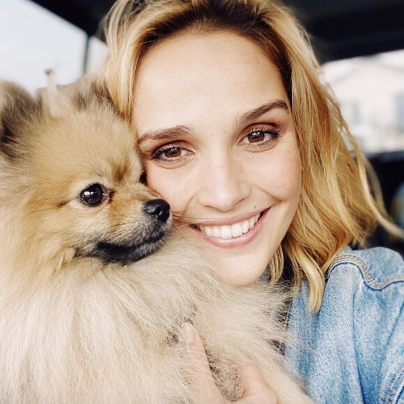 Camille Lou et son chien Nuts sur Instagram. Le 26 février 2021.