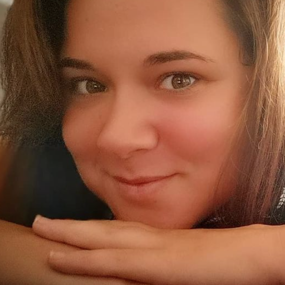Magalie Vaé devient actrice dans le film "Ne m'oublie pas" (2021).