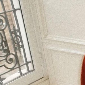 Wejdene, célèbre chanteuse qui a vu sa carrière décoller avec le titre "Anissa".