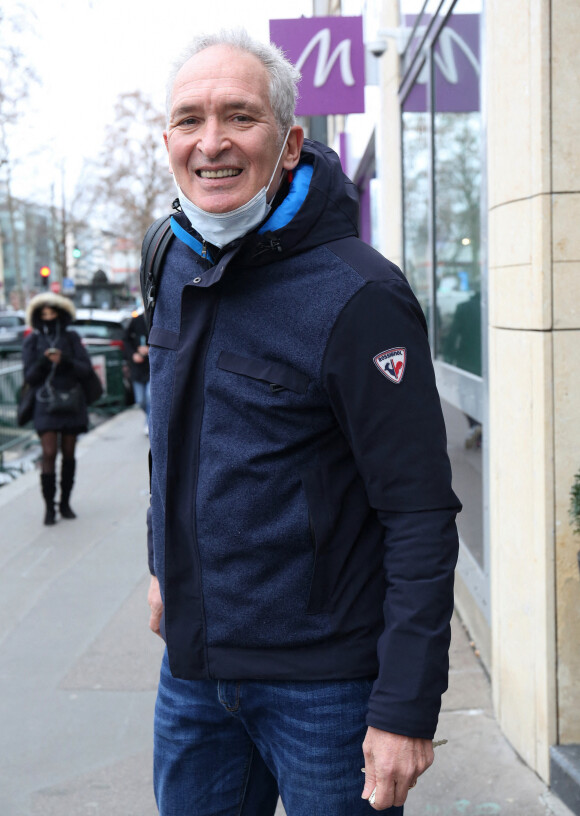 Exclusif - Christian Jeanpierre à la sortie des studios RTL à Paris le 22 janvier 2021.