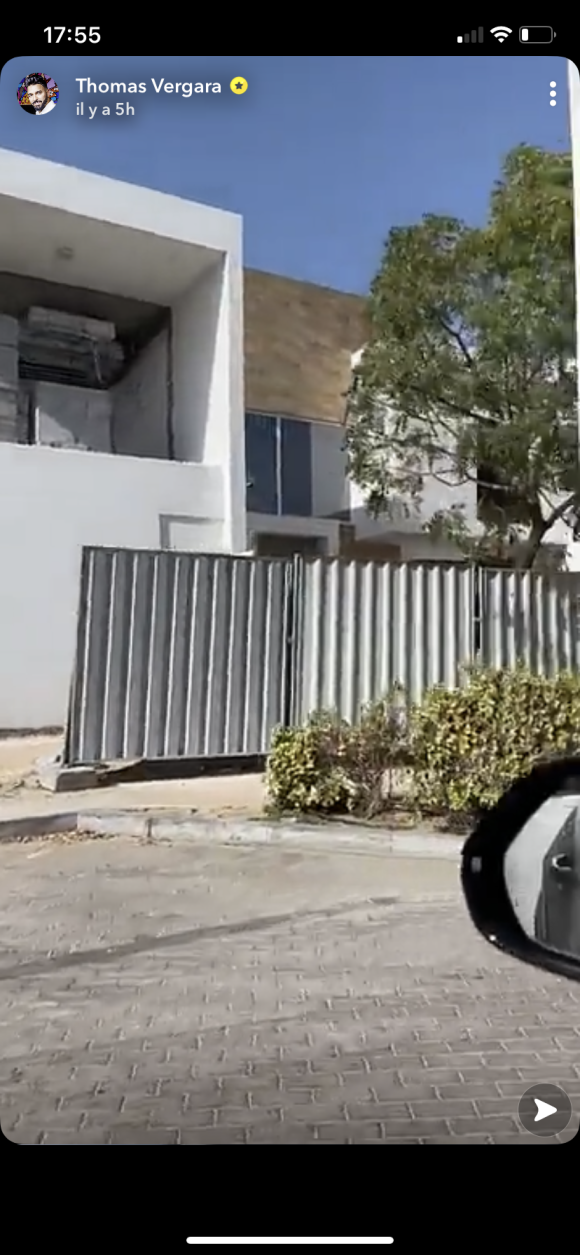Nabilla et Thomas Vergara dévoilent les travaux en cours de leur maison à Dubaï - Snapchat