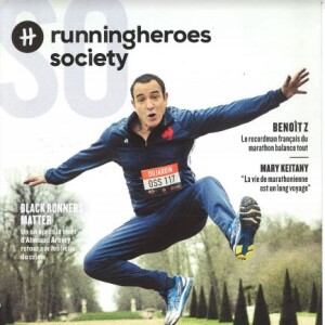 Jean Dujardin en couverture du magazine "Society" pour la version "running heroes".