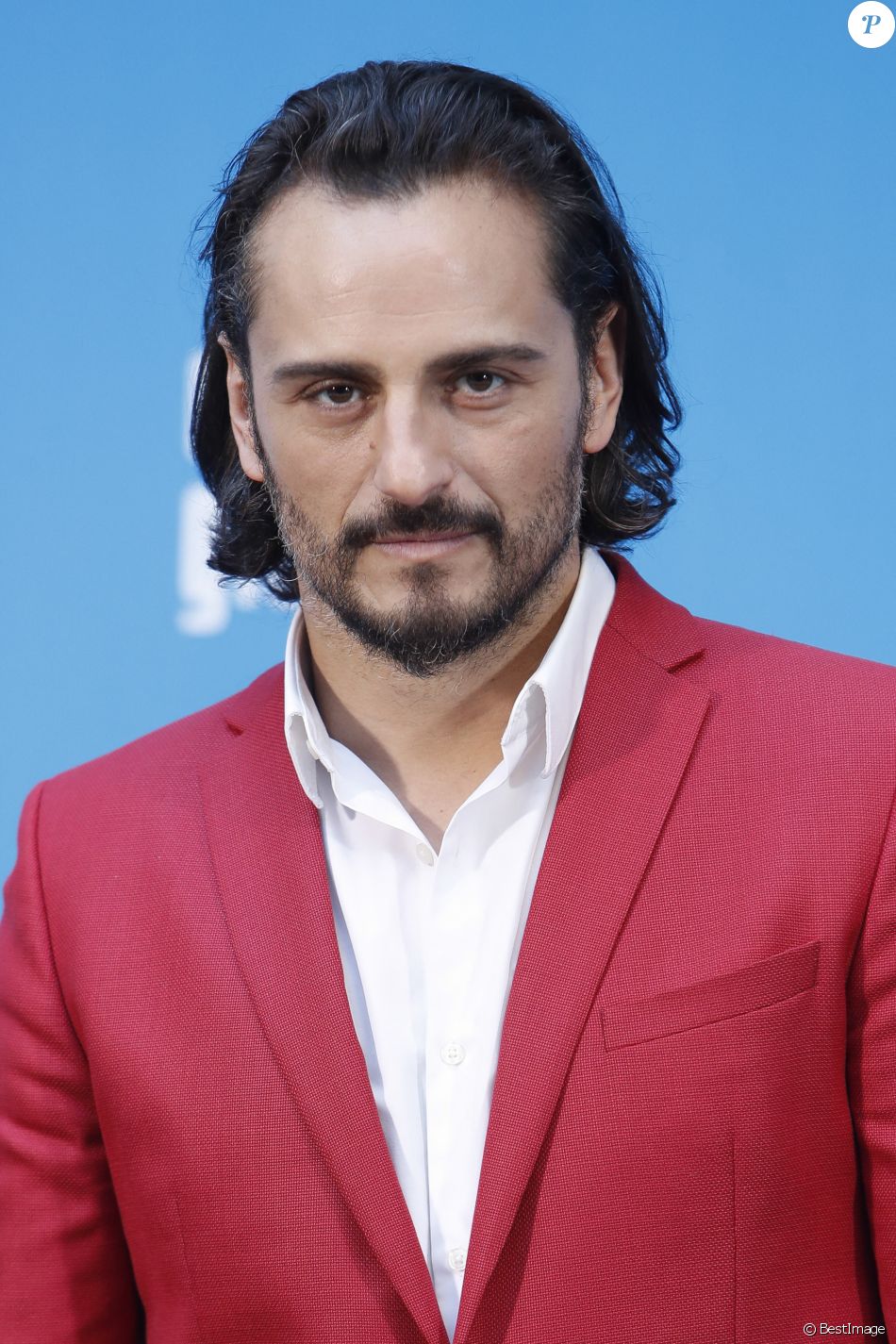 Asier Etxeandia Photocall du film Pain and Glory à Madrid. Purepeople