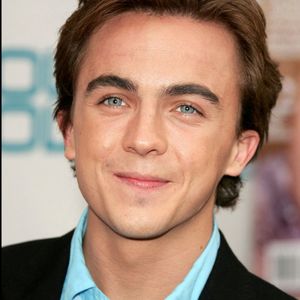 Frankie Muniz - Archives
