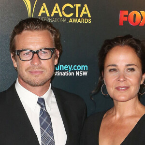 Simon Baker et son ex-femme Rebecca Rigg lors de la 6ème soirée des "AACTA International Awards" au Avalon Hollywood à Los Angeles, le 6 janvier 2017. © F. Sadou/AdMedia/Zuma Press/Bestimage